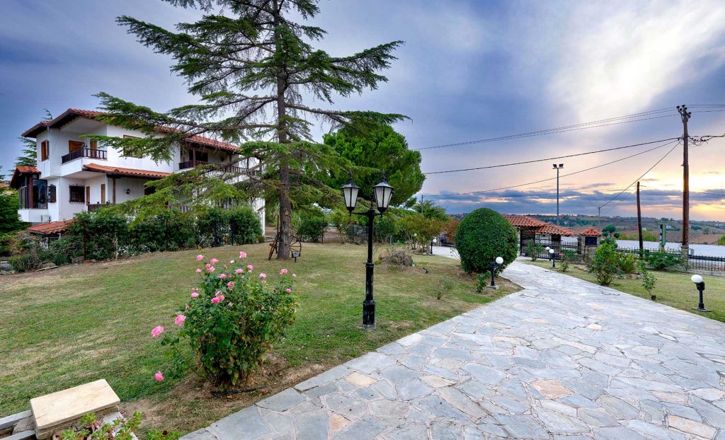 Archontiko Alexandros Luxury Suites